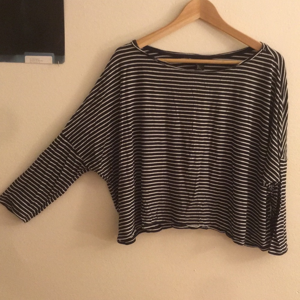 HM Black White Stripe Crop